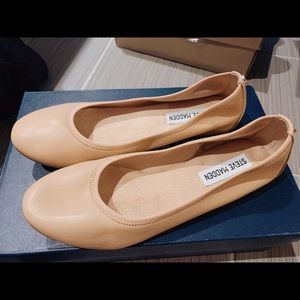 brand new Steve Madden Flats